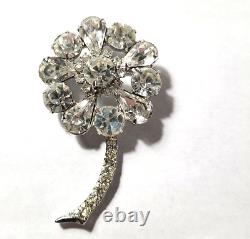 Floral Daisy Brooch Clear Rhinestones Glamour Bridal Jewelry Collectible Vintage