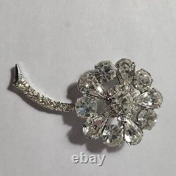 Floral Daisy Brooch Clear Rhinestones Glamour Bridal Jewelry Collectible Vintage