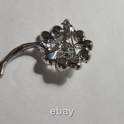 Floral Daisy Brooch Clear Rhinestones Glamour Bridal Jewelry Collectible Vintage